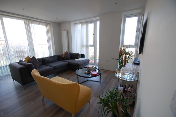 2 bedroom flat to rent - Photo 1