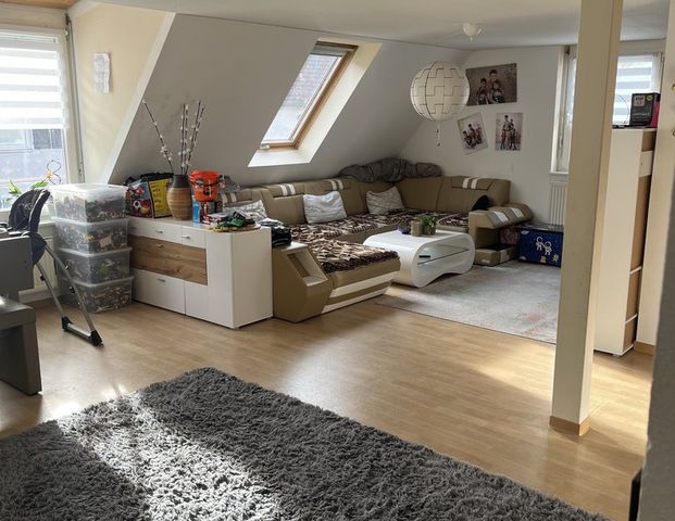 Großzügige 4-Zimmerwohnung mit Dachterrasse in Albstadt-Ebingen - Photo 1