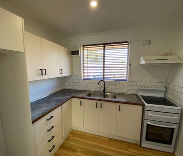 Home For Rent - Photo 5