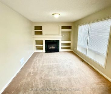 Detached Home For Lease | W8039774 - Photo 2