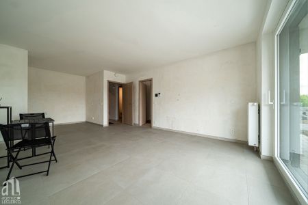 Appartement - à louer - - Photo 3