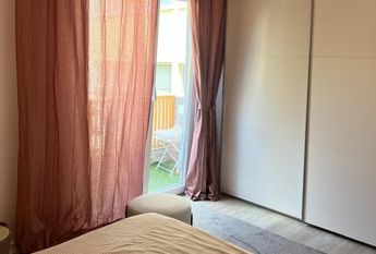 Quarto com varanda Amadora av Cravos Vermelhos