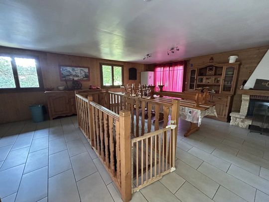 Location Chalet 6 pièces 107 m2 à Taintrux - Photo 1