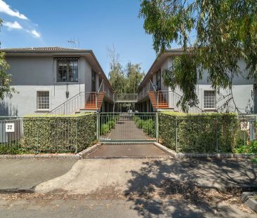 Love the location, live the bayside lifestyle – FURNISHED - Photo 3