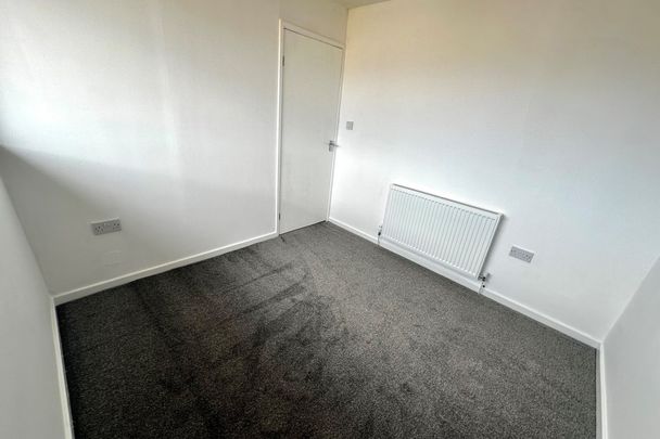 Carr Gate - Photo 1