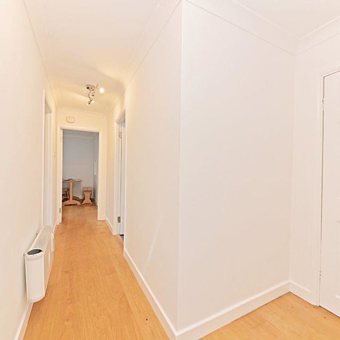 £1,150 - To Let - Photo 1