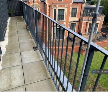 2 bedroom flat to rent - Photo 3