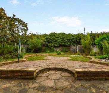 3 bedroom detached house to rent - Photo 4