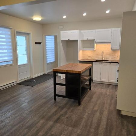 4 1/2 apartment chaufe a cookshire - Photo 3