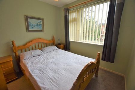 2 Bedroom Apartment To Let - Photo 4