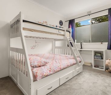 Fresh and Bright Lifestyle With Beachside Vibes - Photo 3