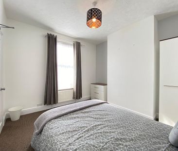 6 bedroom house share to rent - Photo 4