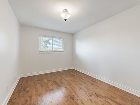 For Lease - 14 Roseville Drive, Brampton, Ontario - Photo 4