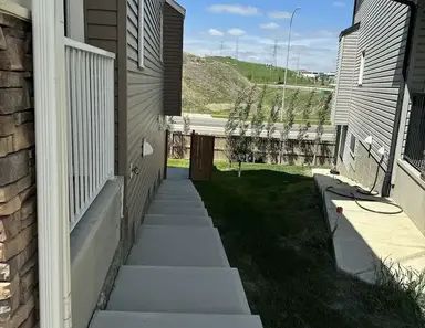 Bright & Spacious 2-Bedroom Basement with High Ceilings! | Calgary - Photo 1