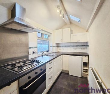 2 bedroom terraced house to rent - Photo 5