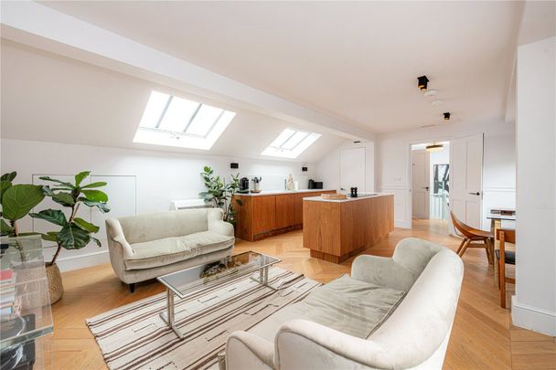 Weymouth Mews, W1G - Photo 1