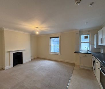 Lansdowne Street, Hove - Photo 1