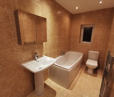 2 bedroom terraced house to rent - Photo 6