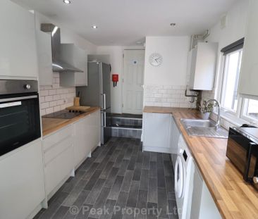 Special Cashback Offer! £100.00 Ground Floor Room - Room 2, St. Ann... - Photo 4