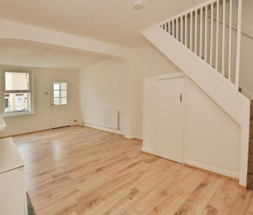 2 bedroom house to rent - Photo 1
