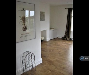 2 bedroom bungalow to rent - Photo 3