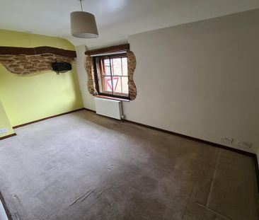 2 bedroom terraced house to rent - Photo 2