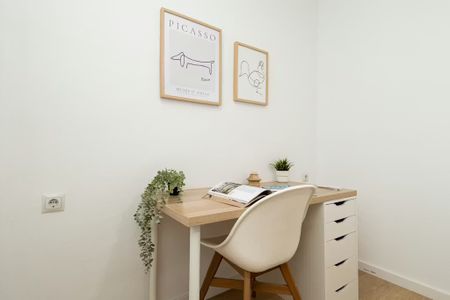 Carrer de Ramon Marquet, Valencia, Valencian Community 46022 - Photo 2