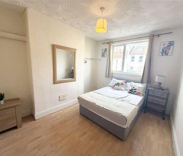 Albany Road, Bristol, Somerset, BS6 - Photo 2