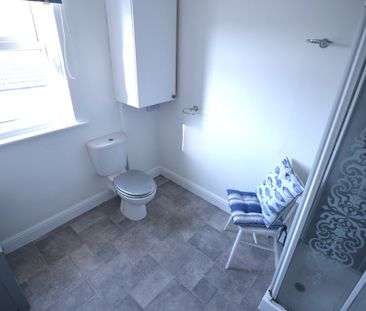 To Let 2 Bed Apartment - Photo 6