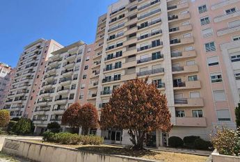 3 Bedroom Apartment with a view, Telheiras, Lisboa