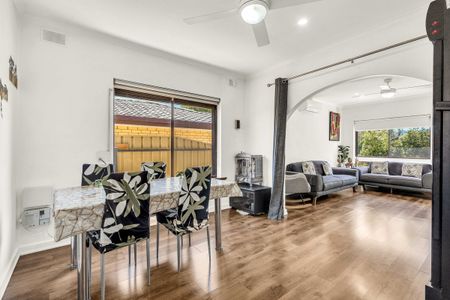 3/102 Awoonga Road, Hope Valley SA 5090 - Photo 3