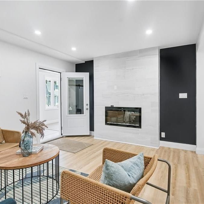 For Lease - 10 Comet Avenue Unit# 1, Hamilton, Ontario - Photo 1