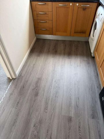 Ware, SG12 - Photo 3