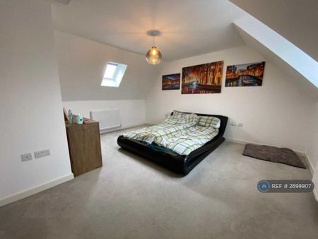 3 bedroom detached house to rent - Photo 3