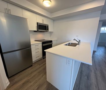 For Lease - 940 St. David Street Unit# 21, Centre Wellington, Ontario - Photo 6