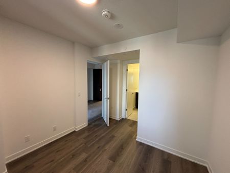 For Lease - 180 Front Street Unit# 803, Toronto, Ontario - Photo 3