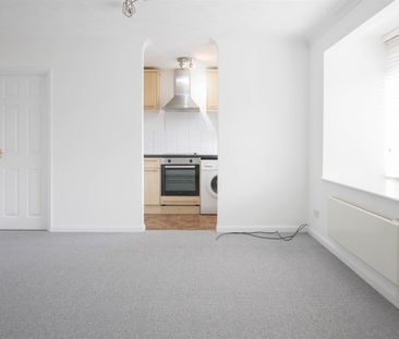 Hunters Court, Elsenham, Bishop's Stortford - Photo 1