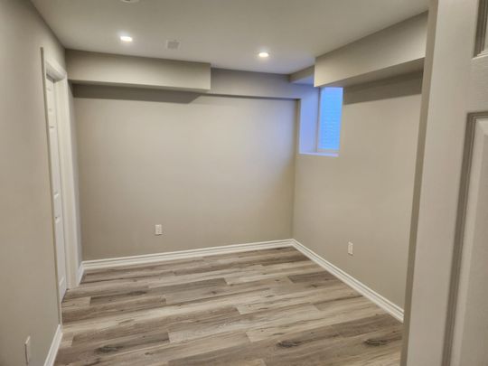 For Lease - 2364 Equestrian Crescent Unit# Basement, Oshawa, Ontario - Photo 1