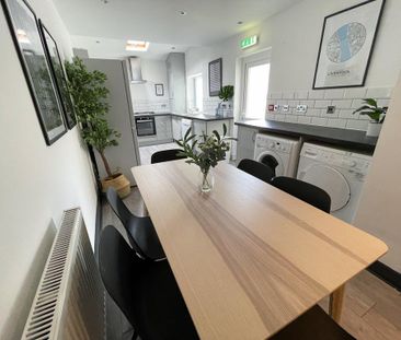 6 bedroom terraced house to rent - Photo 1