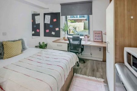 Silver Studio XL Upper Level - Photo 4