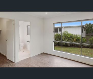 Stylish, Spacious and Perfectly Positioned Family Home - Photo 6