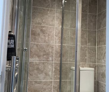 Studio Flat, Lyndhurst Road, LU1 - Photo 3