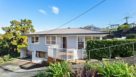Birkenhead Bungalow * ELECTRICITY & WATER INCLUDED* - Photo 2