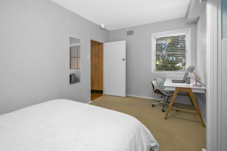 Centrally Located Beach Pad - Photo 3