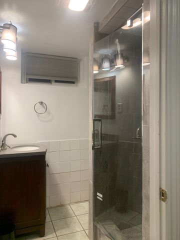 For Lease - 200 Phyllis Avenue Unit# Lower, Toronto, Ontario - Photo 5