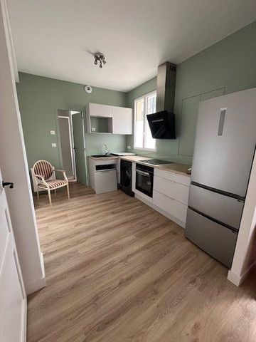 Location Appartement 1 pièce 39m² NIORT 79000 - Photo 3