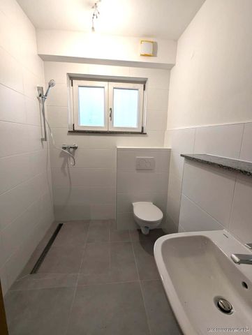 Geräumige 5-Zimmer-Wohnung mit Terrasse in Steinen – Ihr neues Zuhause! - Photo 5