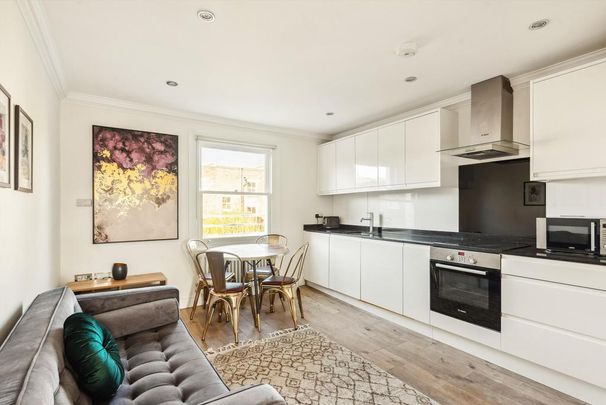 2 bedroom flat to rent - Photo 1