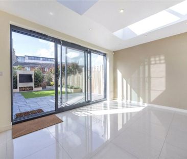 4 Bed Semi-Detached House, John Silkin Lane, SE8 - Photo 1