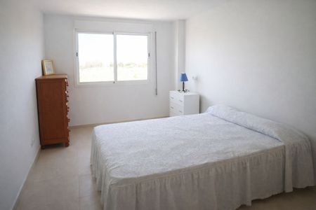 Alquiler de piso en Calle Paraiso del Sol - Photo 3